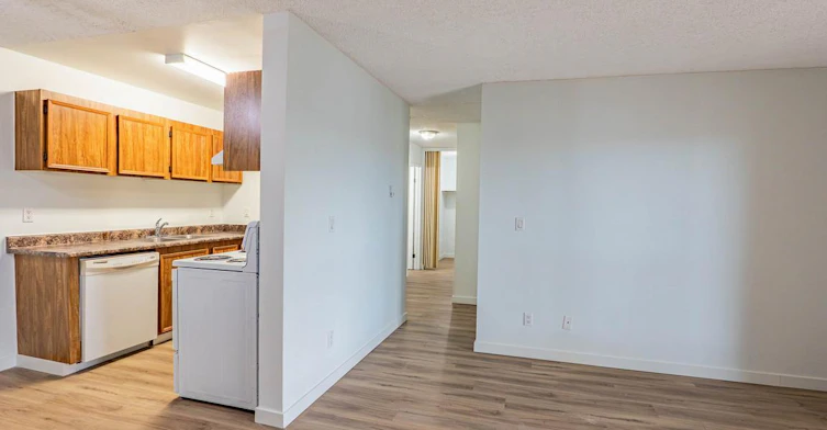 109-1102 Hermitage Road NW, Edmonton, AB, T5A 4M3 - 3