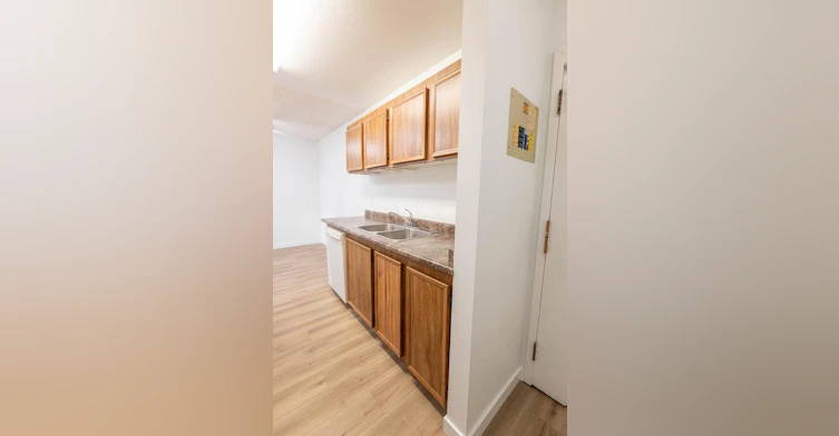 208-1102 Hermitage Road NW, Edmonton, AB, T5A 4M3 - 23