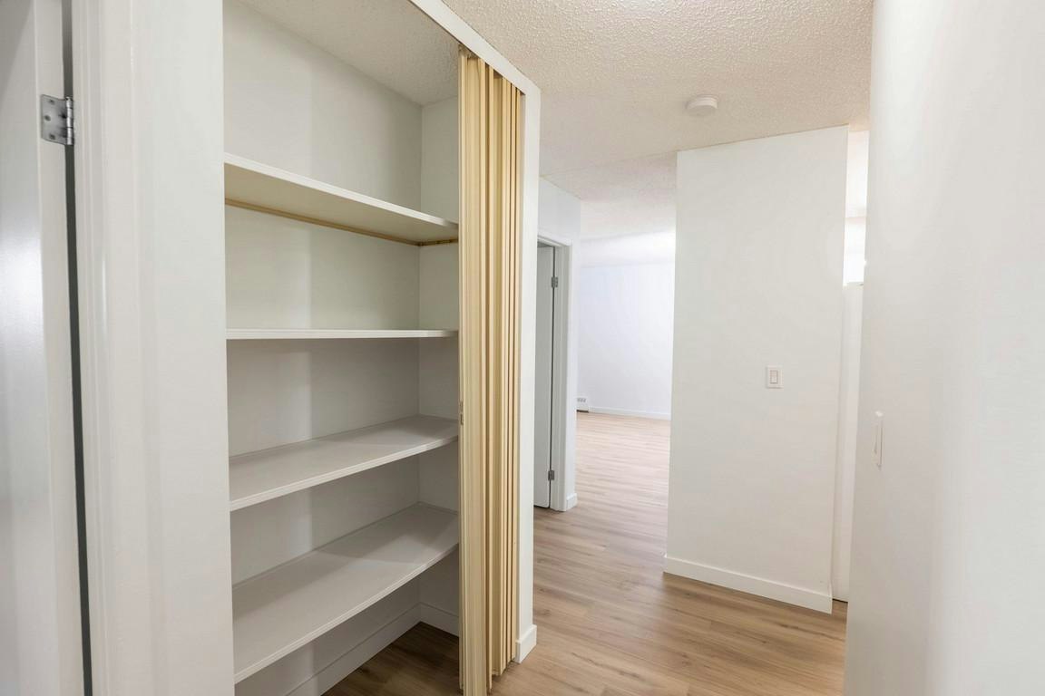 208-1102 Hermitage Road NW, Edmonton, AB, T5A 4M3 - 15