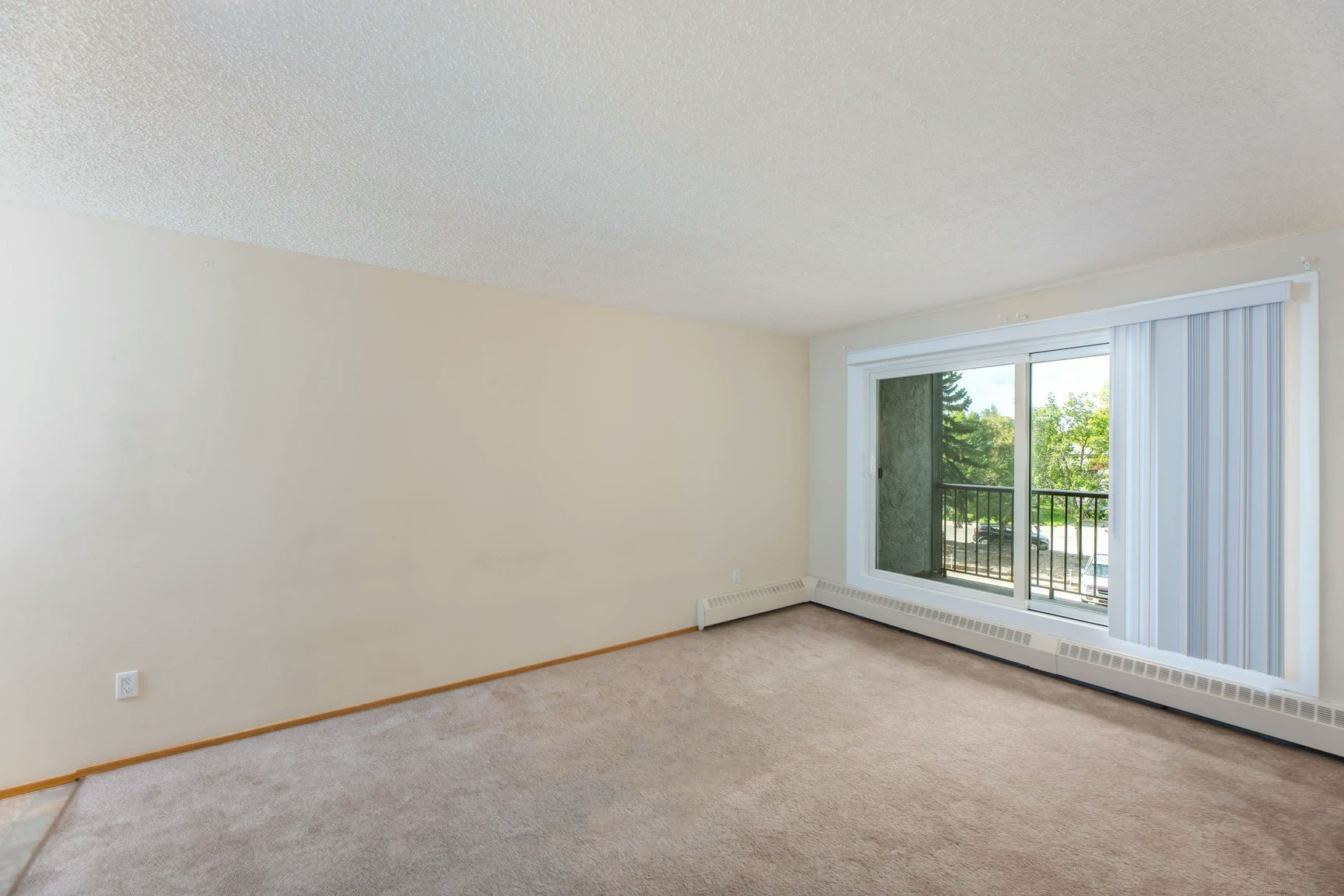 319-35 Homestead Crescent NW, Edmonton, AB, T5A 4P4 - 8