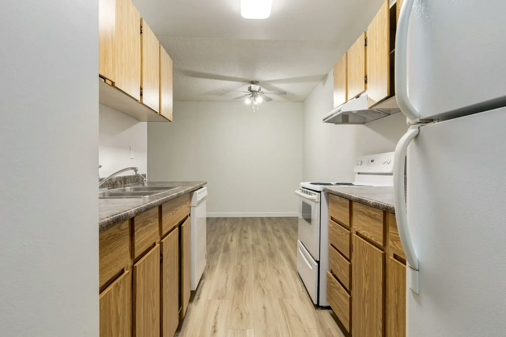 110-35 Homestead Crescent NW, Edmonton, AB, T5A 4P4 - 4