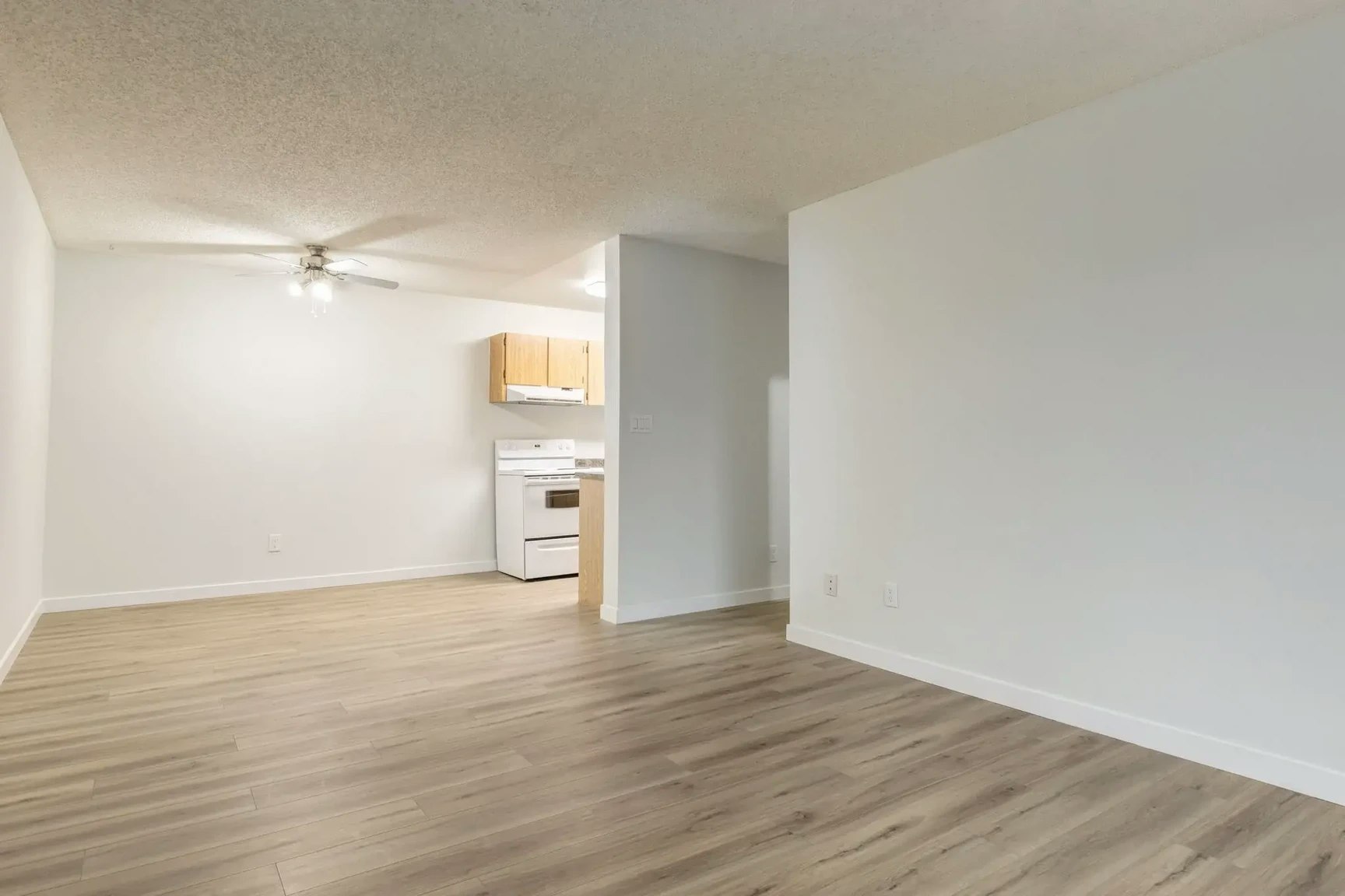 110-35 Homestead Crescent NW, Edmonton, AB, T5A 4P4