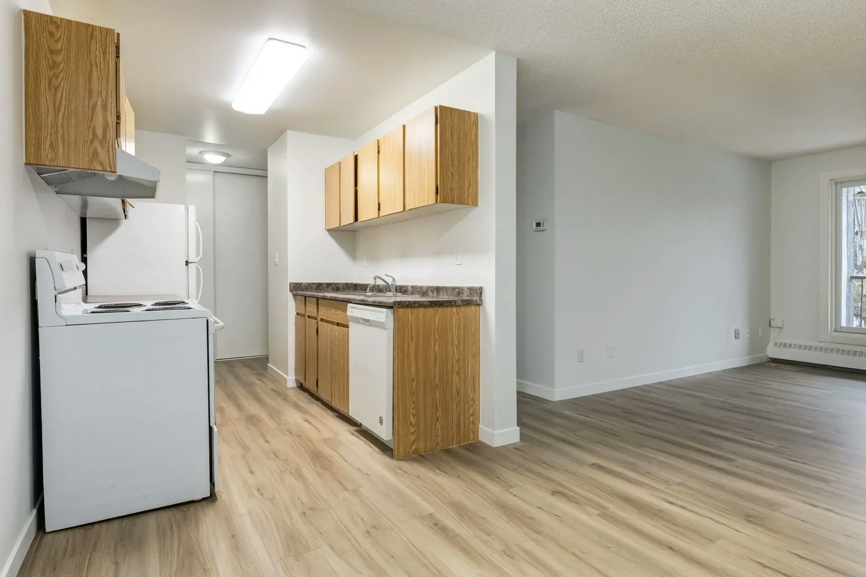 110-35 Homestead Crescent NW, Edmonton, AB, T5A 4P4 - 8