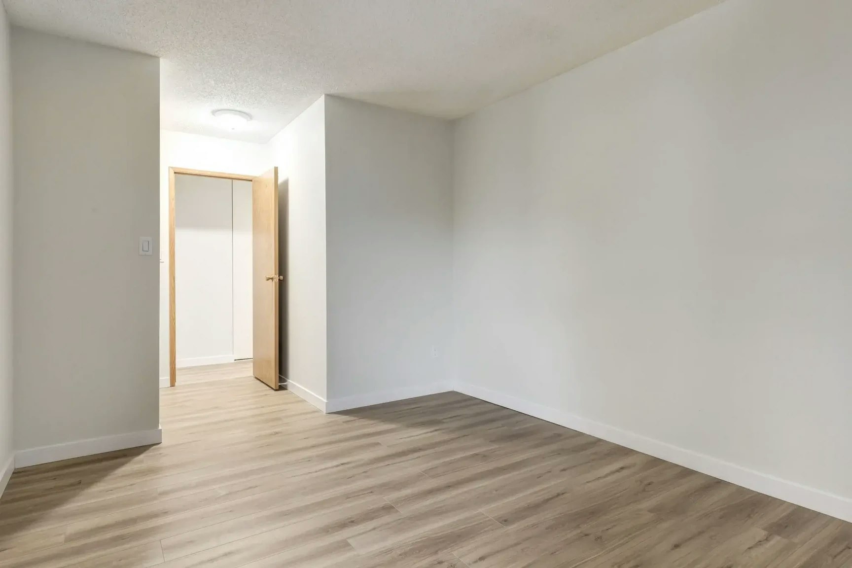 110-35 Homestead Crescent NW, Edmonton, AB, T5A 4P4 - 12