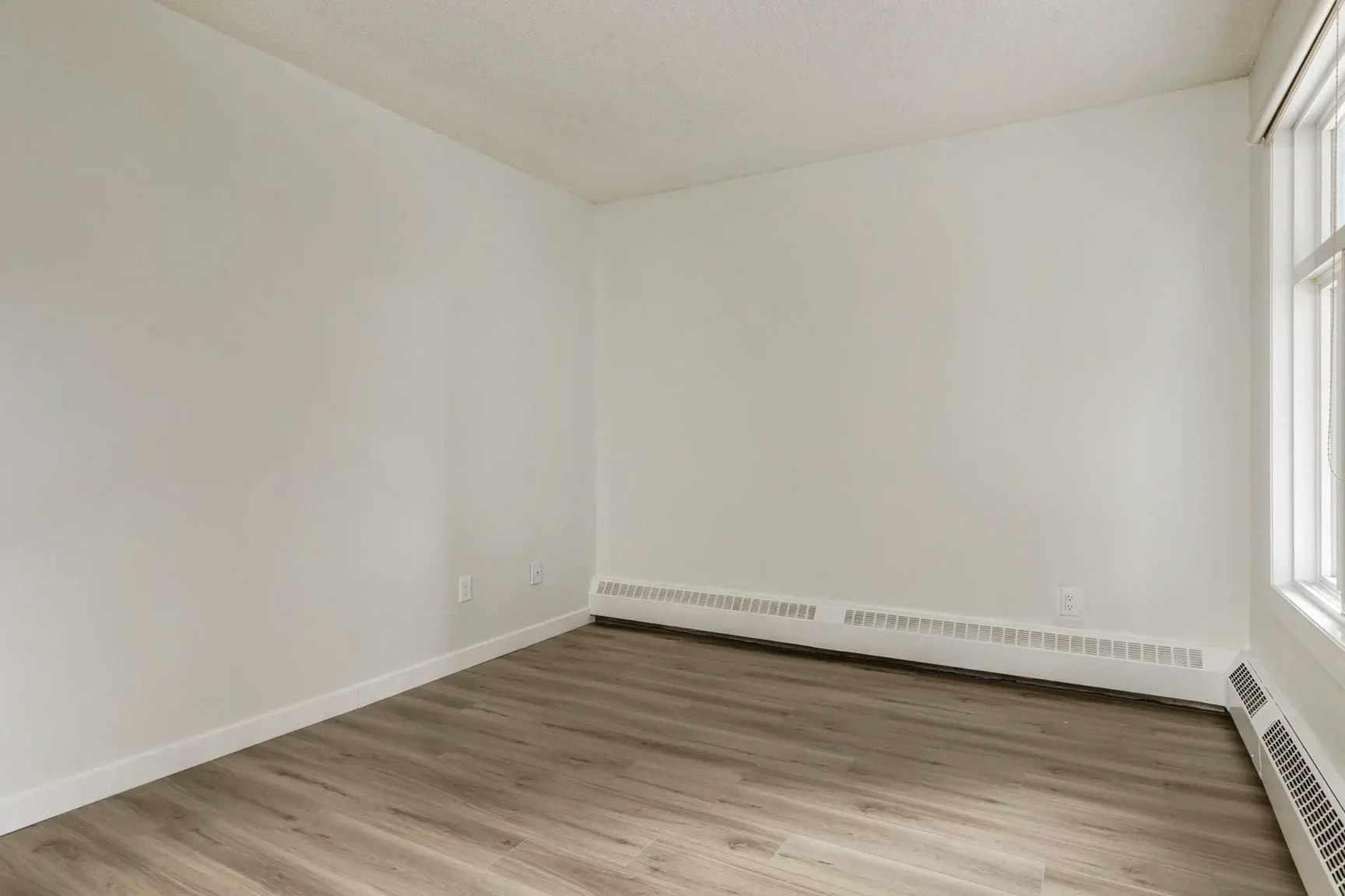 110-35 Homestead Crescent NW, Edmonton, AB, T5A 4P4 - 14