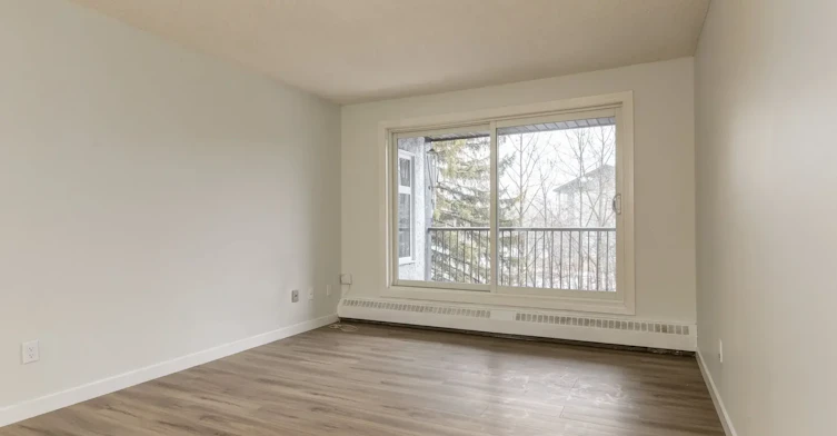 014-35 Homestead Crescent NW, Edmonton, AB, T5A 4P4 - 11
