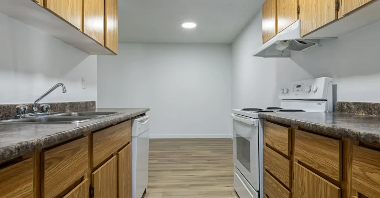 008-358 Hooper Crescent, Edmonton, AB, T5A 4P3 - 3