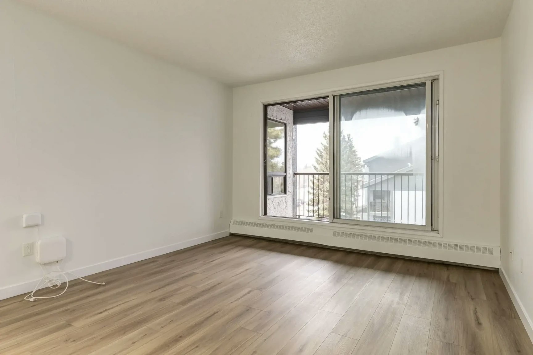 110-358 Hooper Crescent, Edmonton, AB, T5A 4P3 - 2