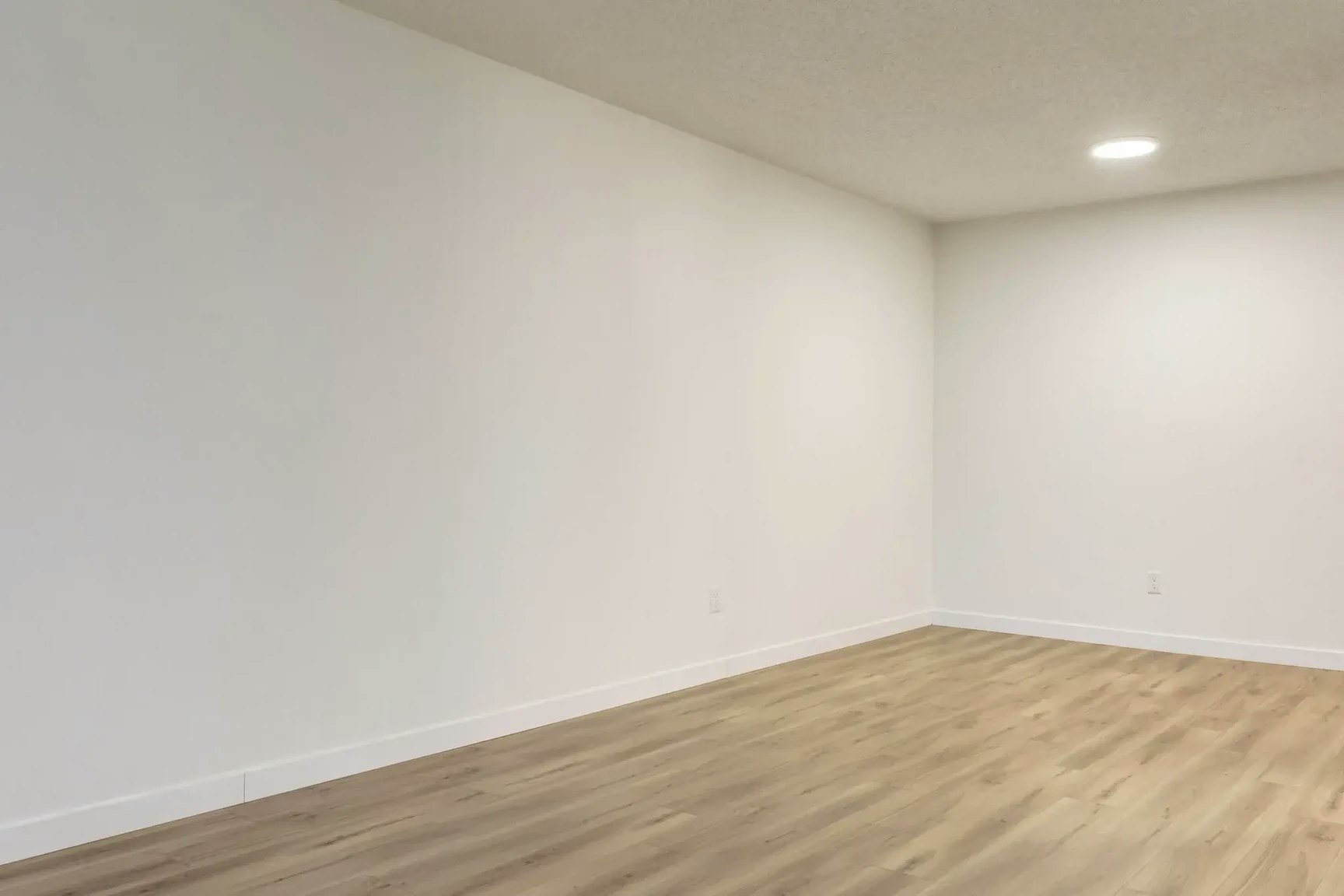 110-358 Hooper Crescent, Edmonton, AB, T5A 4P3 - 11