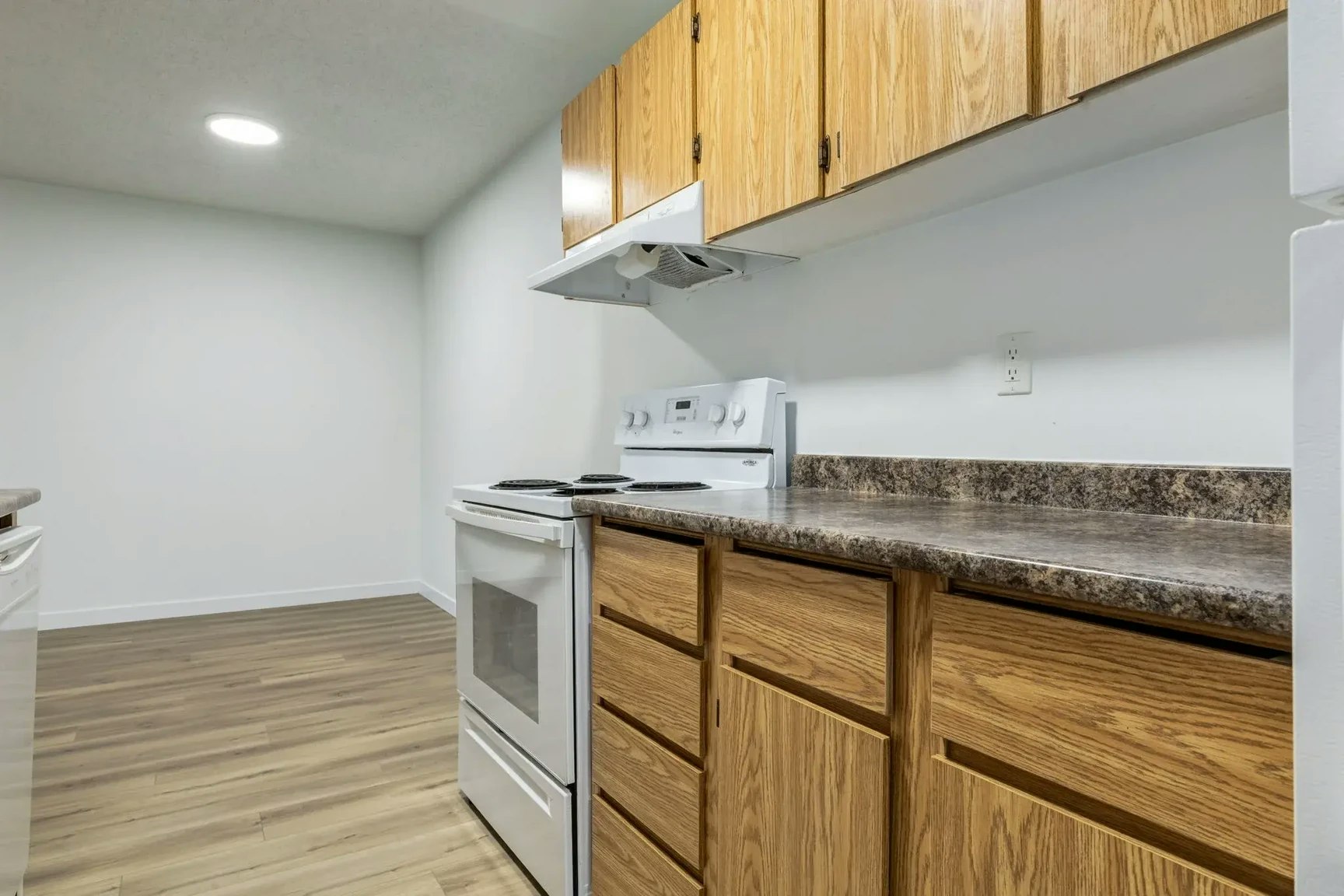 110-358 Hooper Crescent, Edmonton, AB, T5A 4P3 - 4