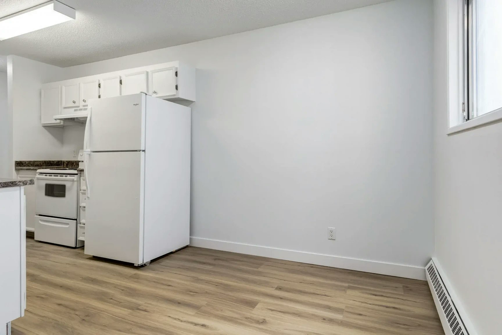 306-8 Hooper Crescent, Edmonton, AB, T5A 4K7 - 9