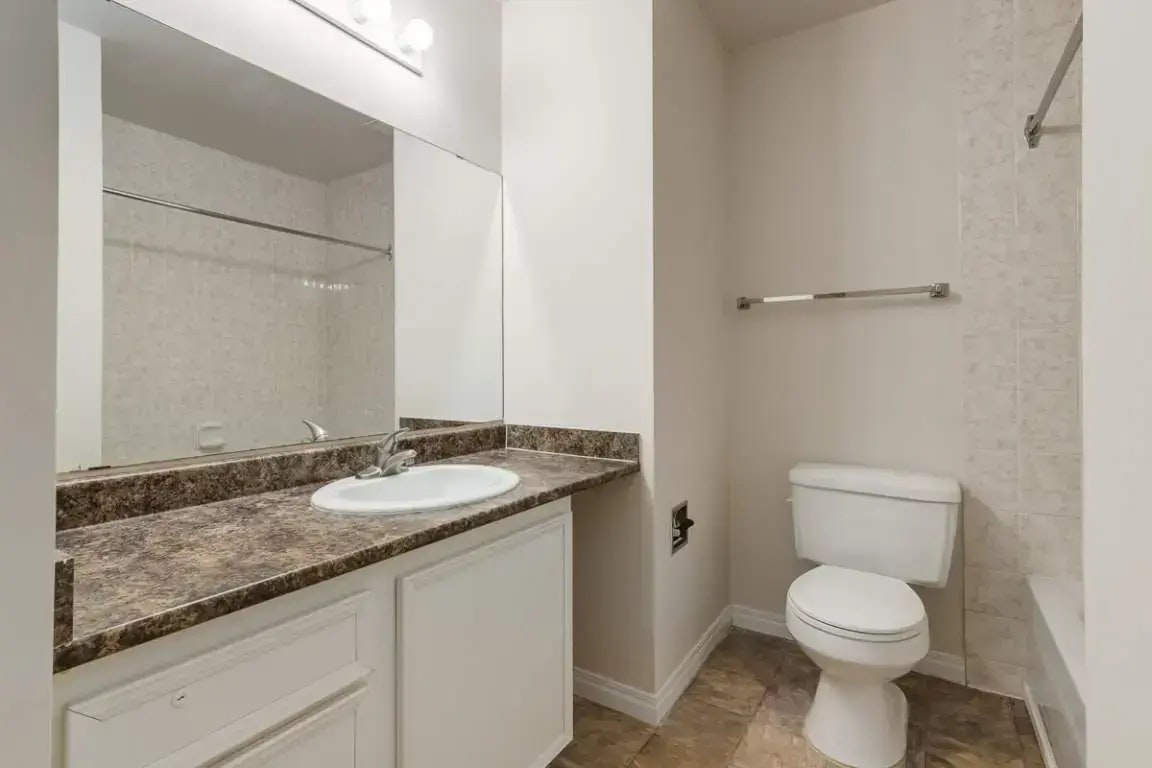 306-8 Hooper Crescent, Edmonton, AB, T5A 4K7 - 24