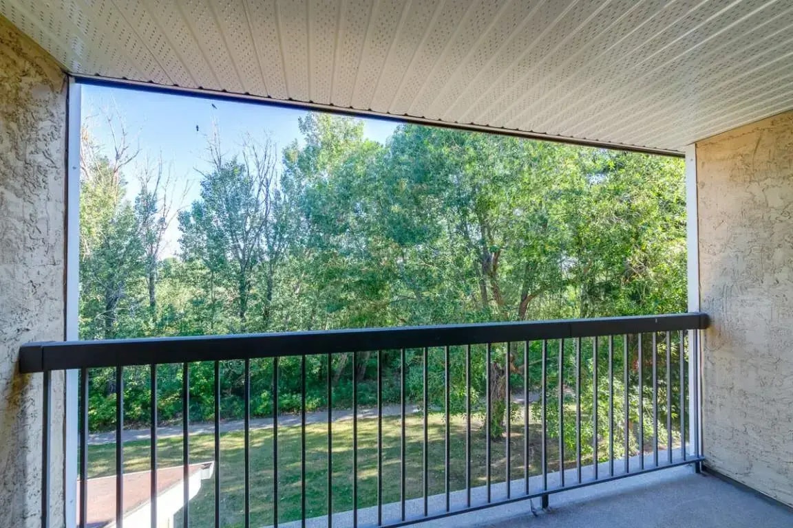 306-8 Hooper Crescent, Edmonton, AB, T5A 4K7 - 29