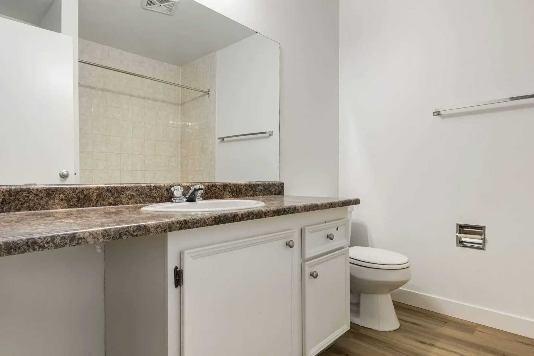 306-8 Hooper Crescent, Edmonton, AB, T5A 4K7 - 17