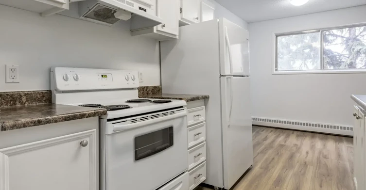 306-8 Hooper Crescent, Edmonton, AB, T5A 4K7 - 2