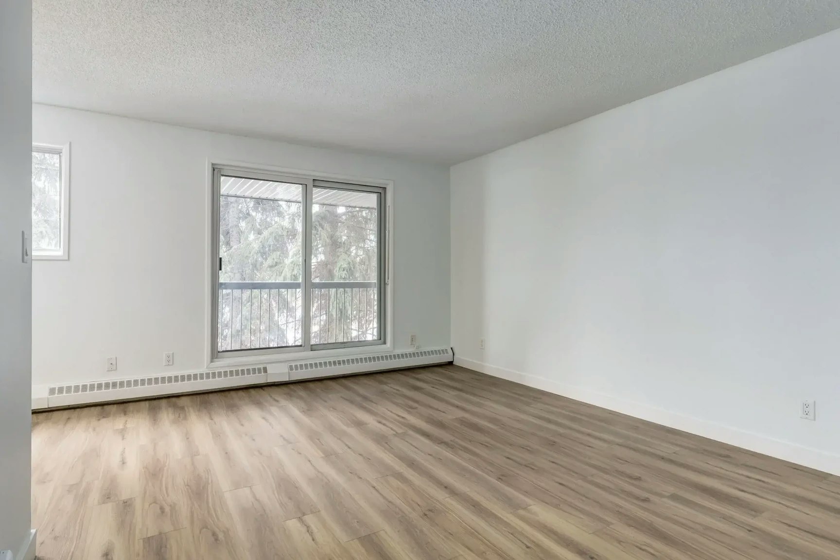306-8 Hooper Crescent, Edmonton, AB, T5A 4K7 - 6