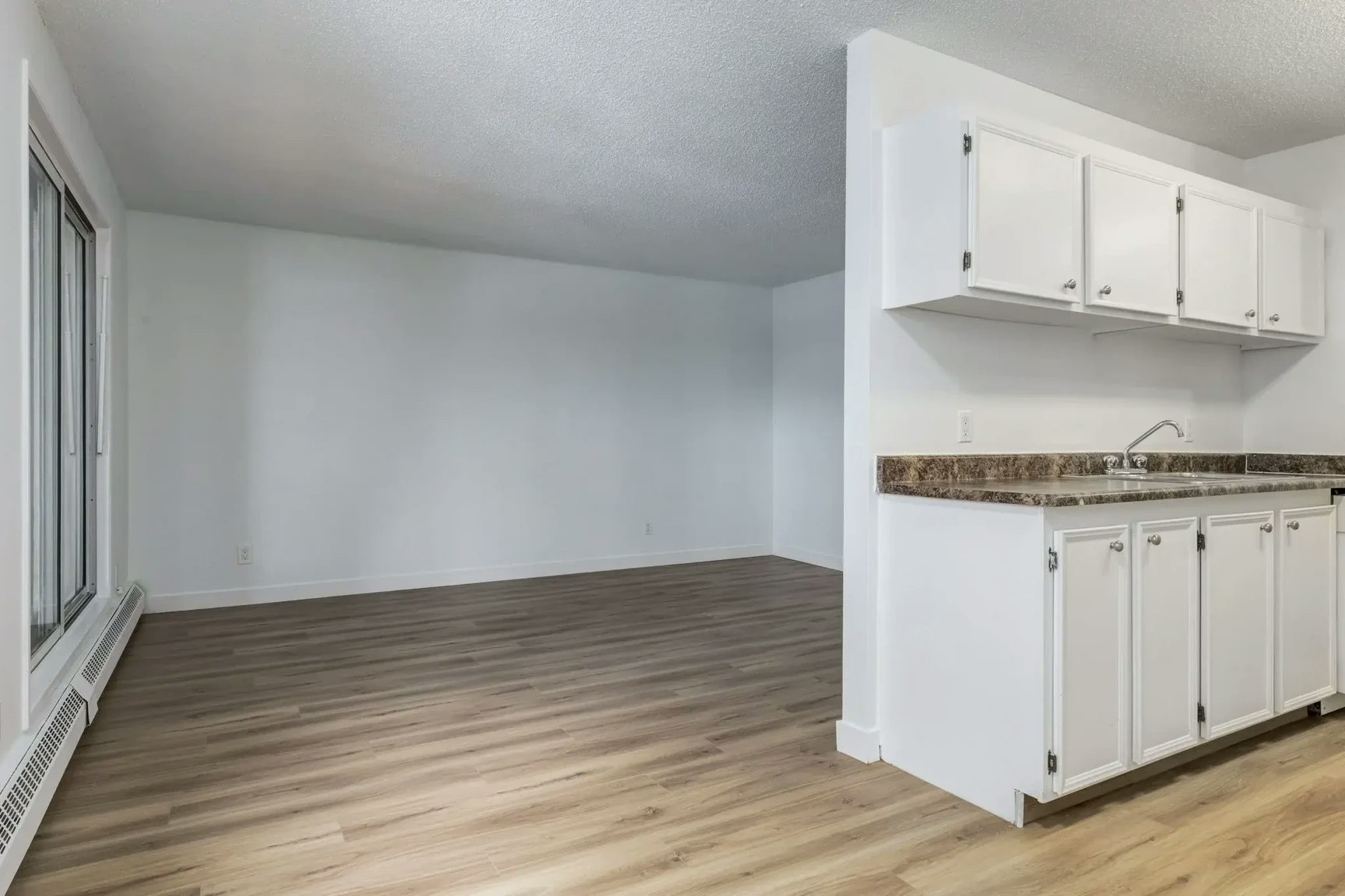 306-8 Hooper Crescent, Edmonton, AB, T5A 4K7 - 10