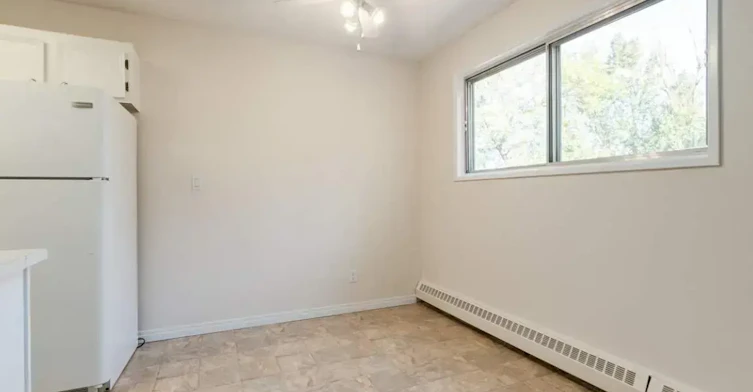011-8 Hooper Crescent, Edmonton, AB, T5A 4K7 - 22