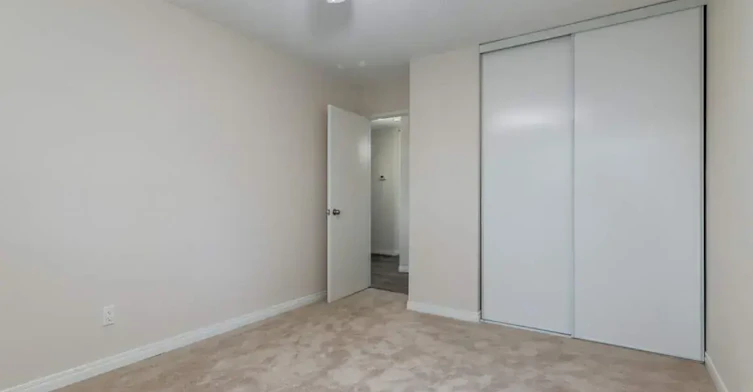 111-8 Hooper Crescent, Edmonton, AB, T5A 4K7 - 23