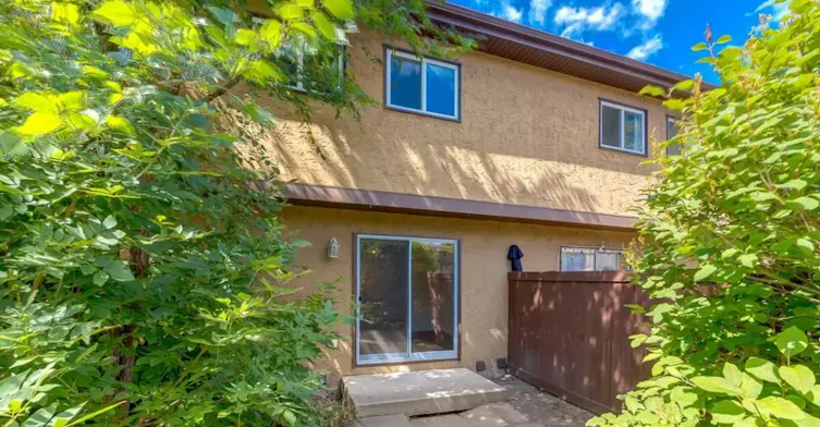89-15 Hyndman Crescent NW, Edmonton, AB, T5A 4S5 - 11