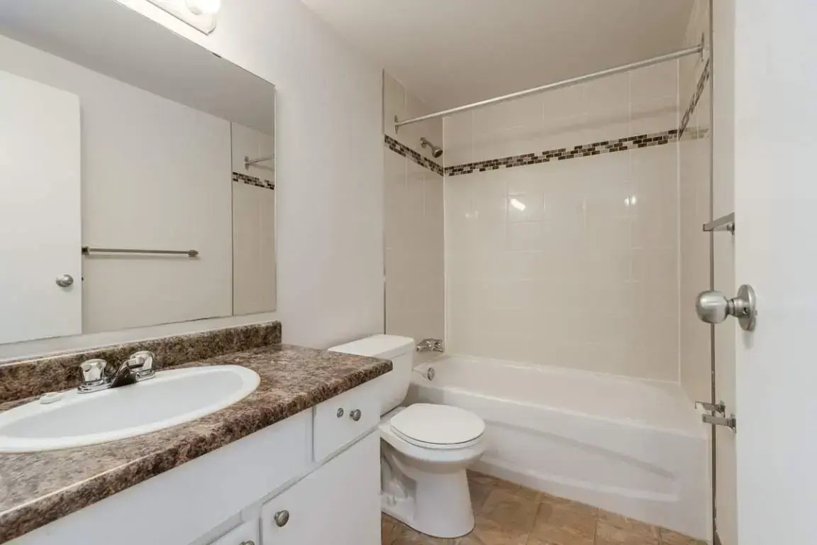 89-15 Hyndman Crescent NW, Edmonton, AB, T5A 4S5 - 10