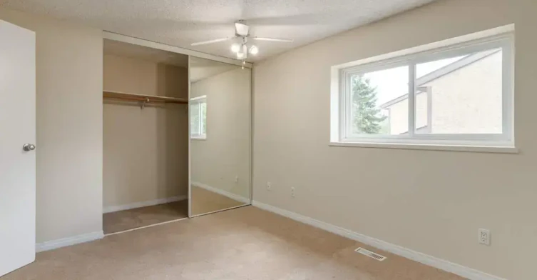 89-15 Hyndman Crescent NW, Edmonton, AB, T5A 4S5 - 8
