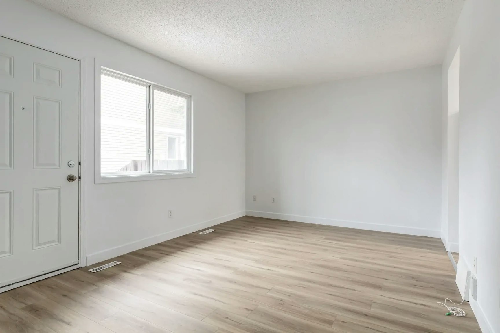 445-14 Horner Road NW, Edmonton, AB, T5A 4L9 - 2