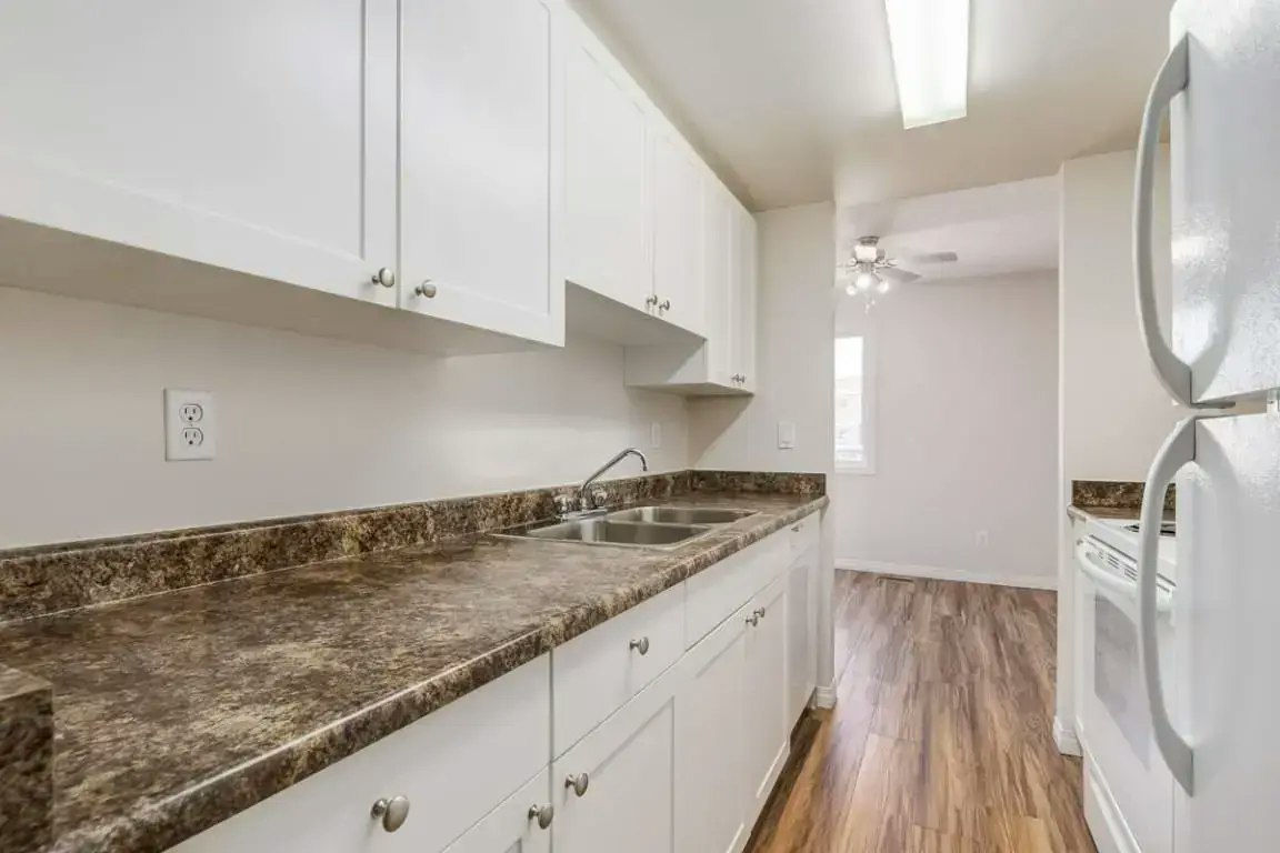 521-14 Horner Road NW, Edmonton, AB, T5A 4L9 - 33