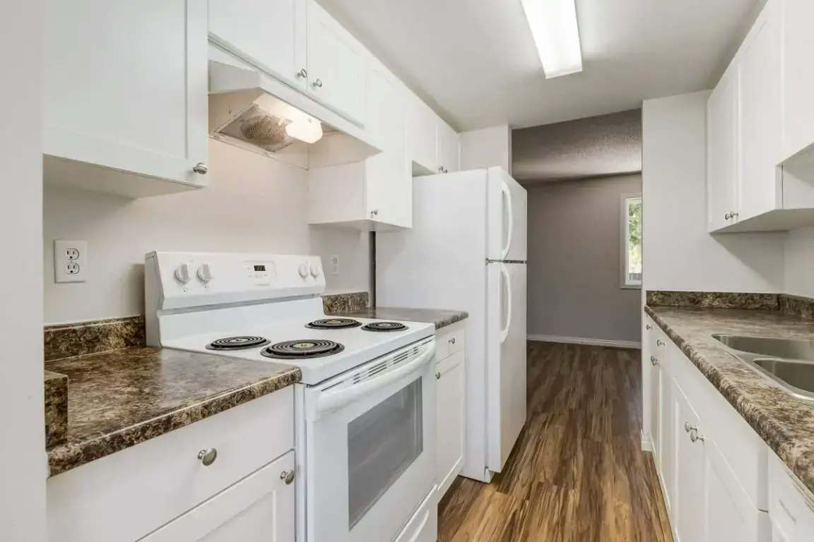 521-14 Horner Road NW, Edmonton, AB, T5A 4L9 - 32