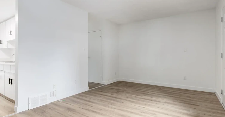521-14 Horner Road NW, Edmonton, AB, T5A 4L9 - 8