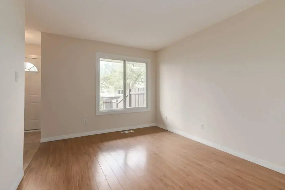 1071-33 Hooke Road NW, Edmonton, AB, T5A 4K5 - 9