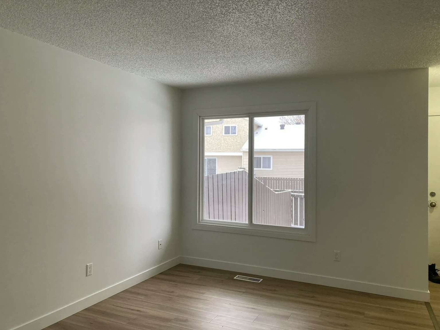 1071-33 Hooke Road NW, Edmonton, AB, T5A 4K5 - 17