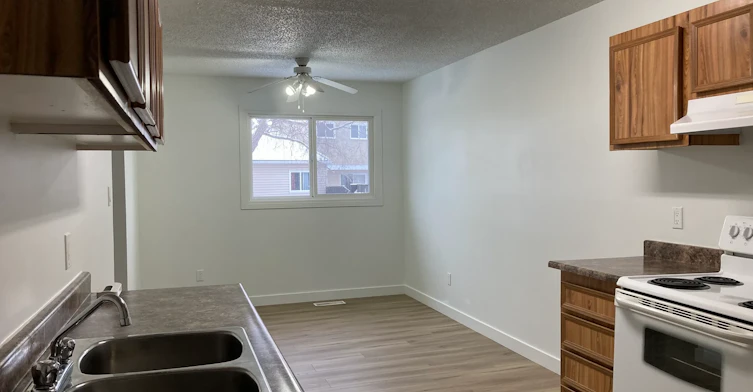 1071-33 Hooke Road NW, Edmonton, AB, T5A 4K5 - 16