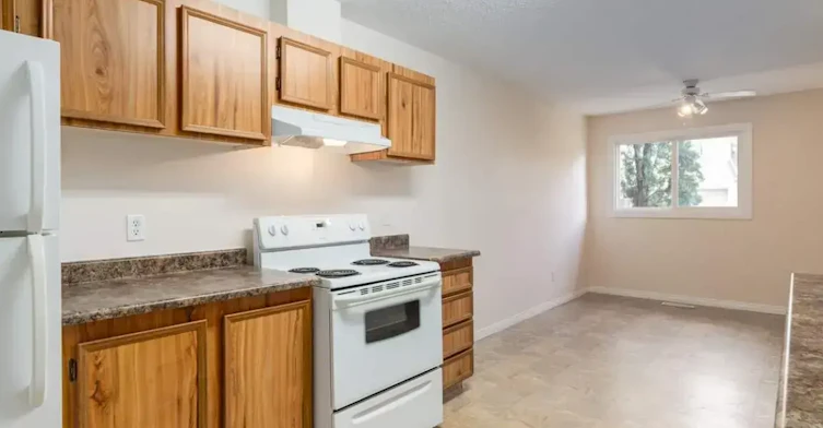 1071-33 Hooke Road NW, Edmonton, AB, T5A 4K5 - 4
