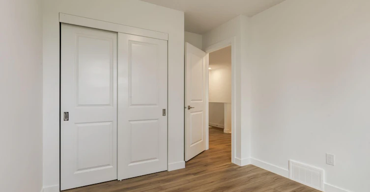 855-33 Hooke Road NW, Edmonton, AB, T5A 4K5 - 16