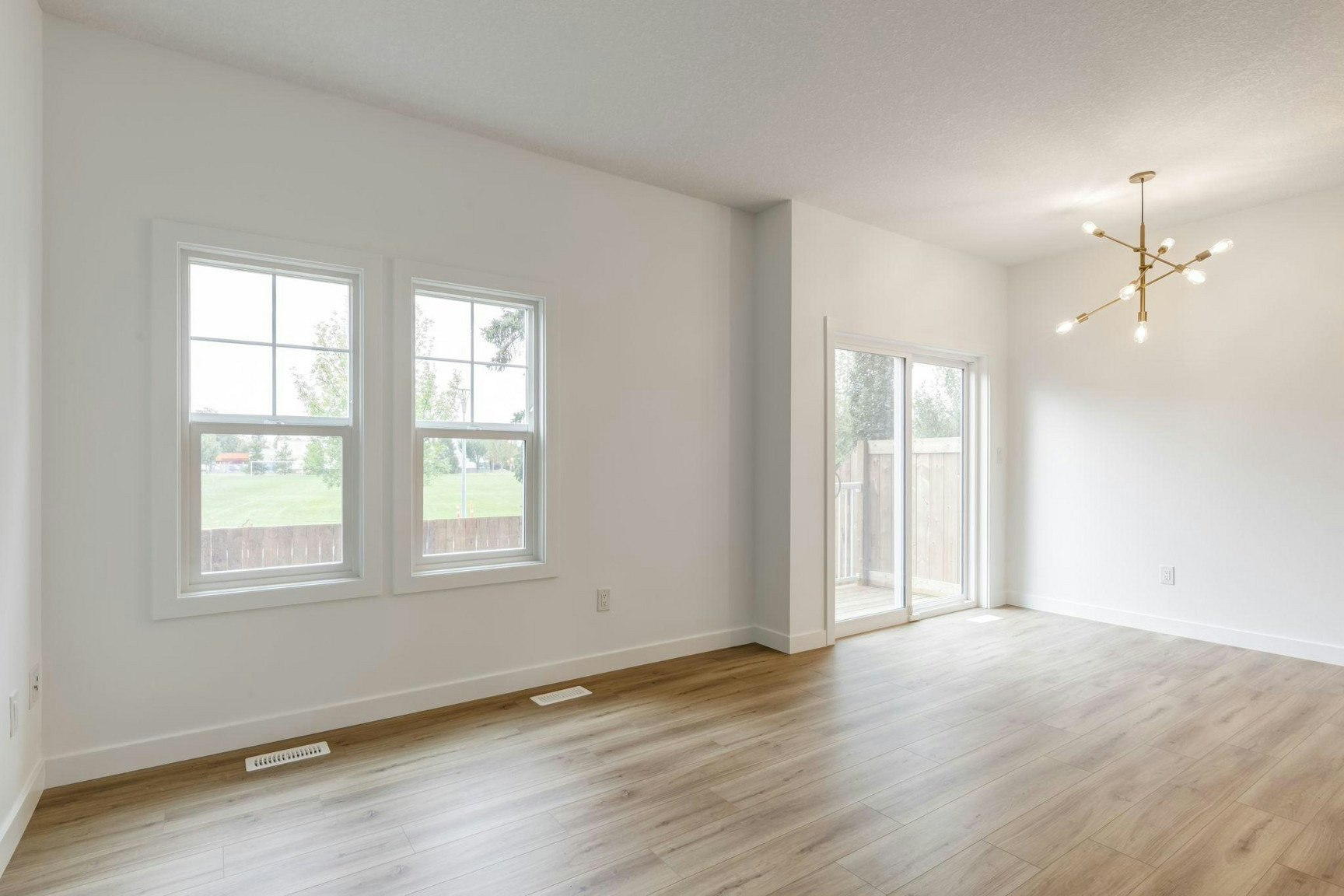 855-33 Hooke Road NW, Edmonton, AB, T5A 4K5 - 15