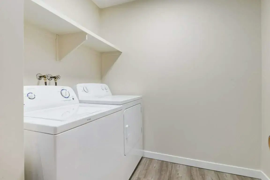 224-391 Huntington Hill NW, Edmonton, AB, T6H 5G1 - 12