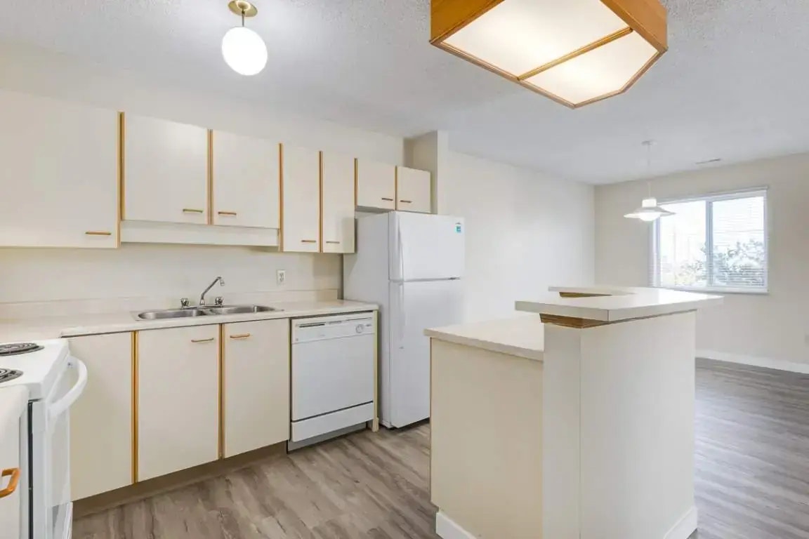313-391 Huntington Hill NW, Edmonton, AB, T6H 5G1 - 7