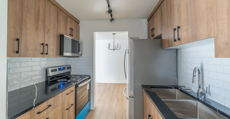 79-89 Huntington Hill NW, Edmonton, AB, T6H 5S6 - 4