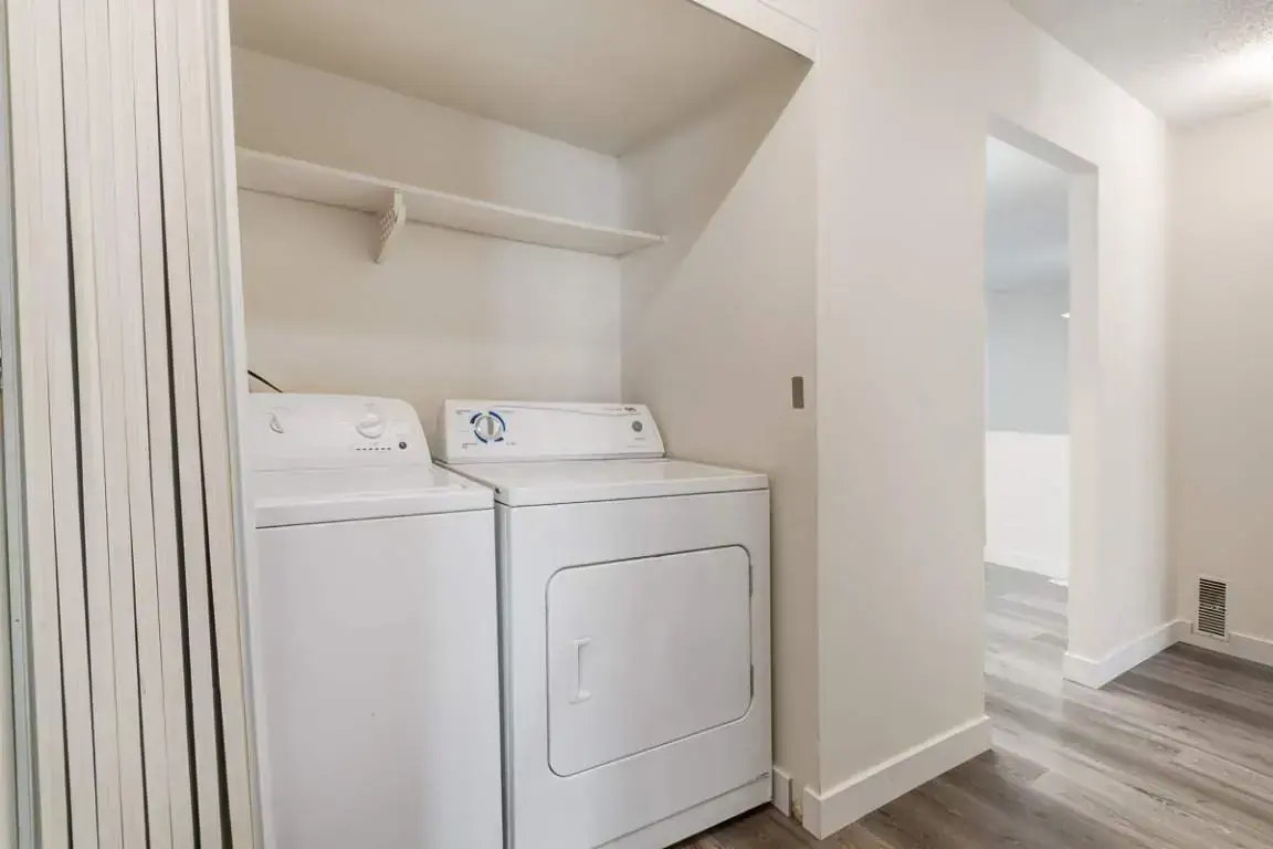 403-563 Huntington Hill NW, Edmonton, AB, T6H 5G1 - 5