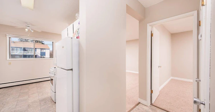 10250 118 Street, Edmonton, AB, T5K 1Y5 - 5