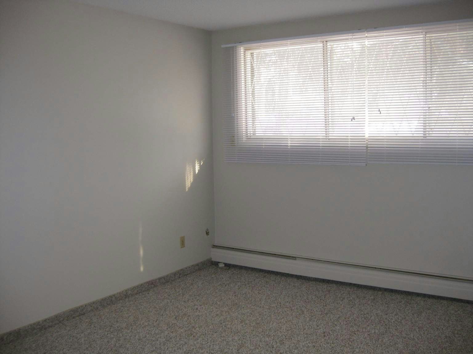 10220 118 Street, Edmonton, AB, T5K 1Y5 - 13