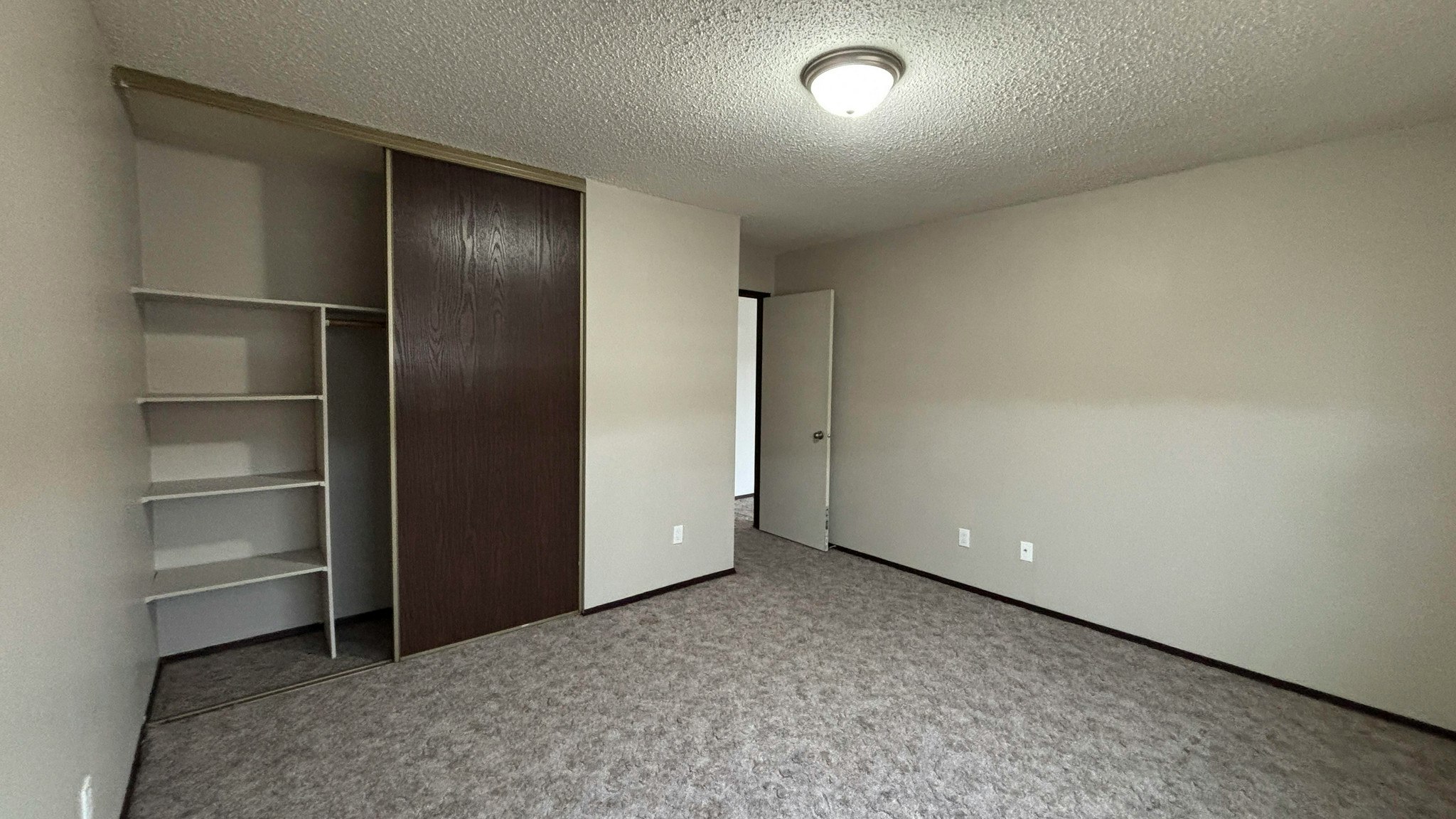 203-10240 118 Street Northwest, Edmonton, AB, T5K 1Y5 - 5