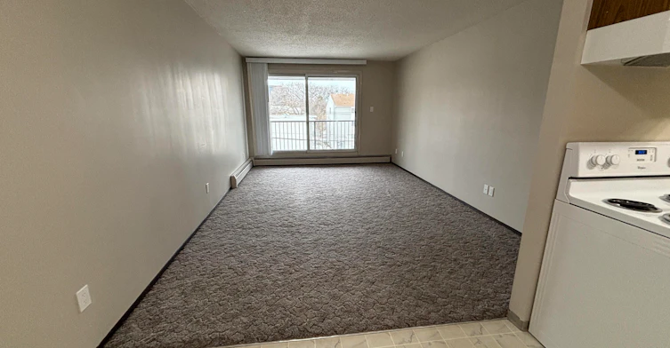 203-10240 118 Street Northwest, Edmonton, AB, T5K 1Y5 - 9