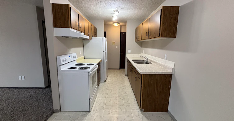 203-10240 118 Street Northwest, Edmonton, AB, T5K 1Y5 - 10