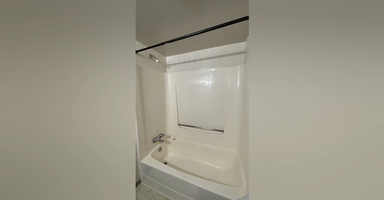 10240 118 Street, Edmonton, AB, T5K 1Y5 - 7