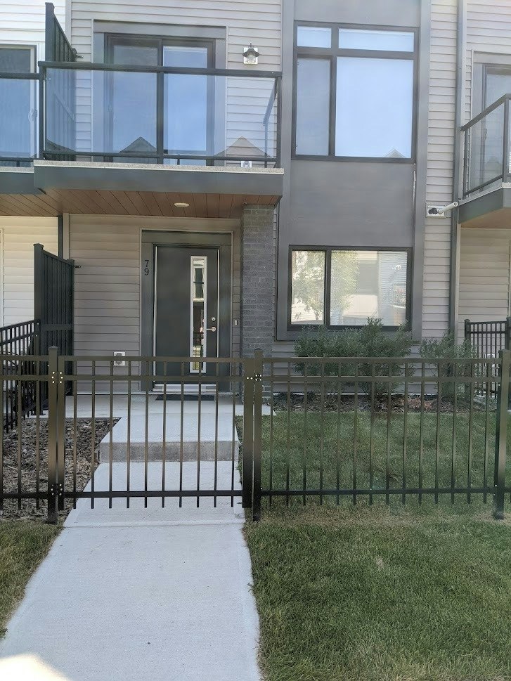 1010 Rabbit Hill Road SW, Edmonton, AB, T6W 4G7 - 4