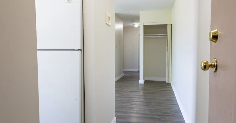 554 Millbourne Road East, Edmonton, AB, T6K 3N4 - 18