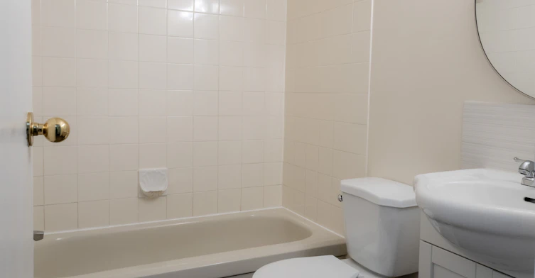 554 Millbourne Road East, Edmonton, AB, T6K 3N4 - 10
