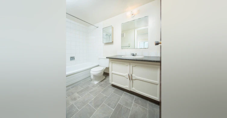13660 38 Street, Edmonton, AB, T5A 3T5 - 4